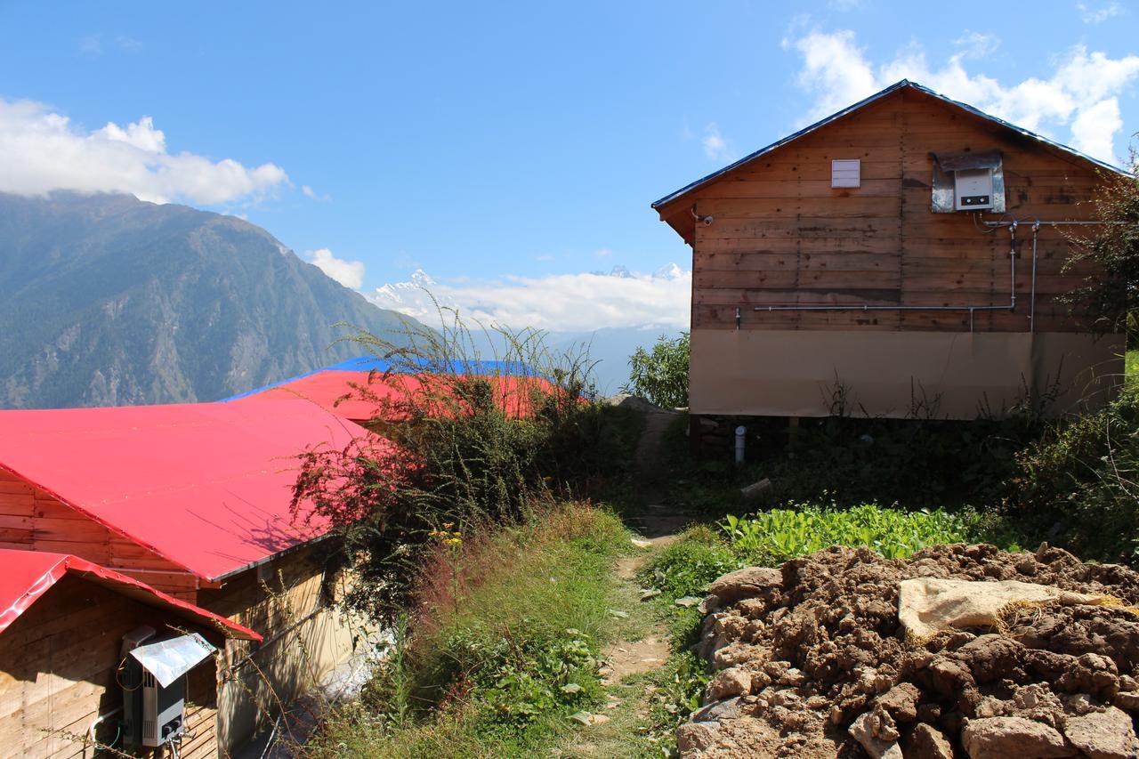 Blue Poppy Resorts Joshimath Bagian luar foto